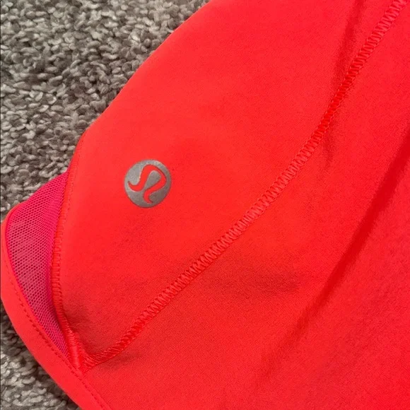 Lululemon Hotty Hot Low Rise Lined Shorts - Picture 5 of 9